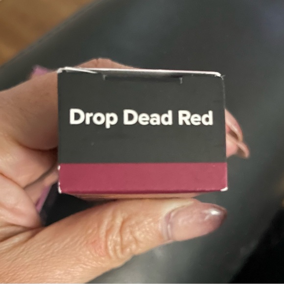 Too Faced Melted Matte Longwearing Diffused Finish Liquid Lipstick Drop Dead Red - Picture 3 of 3